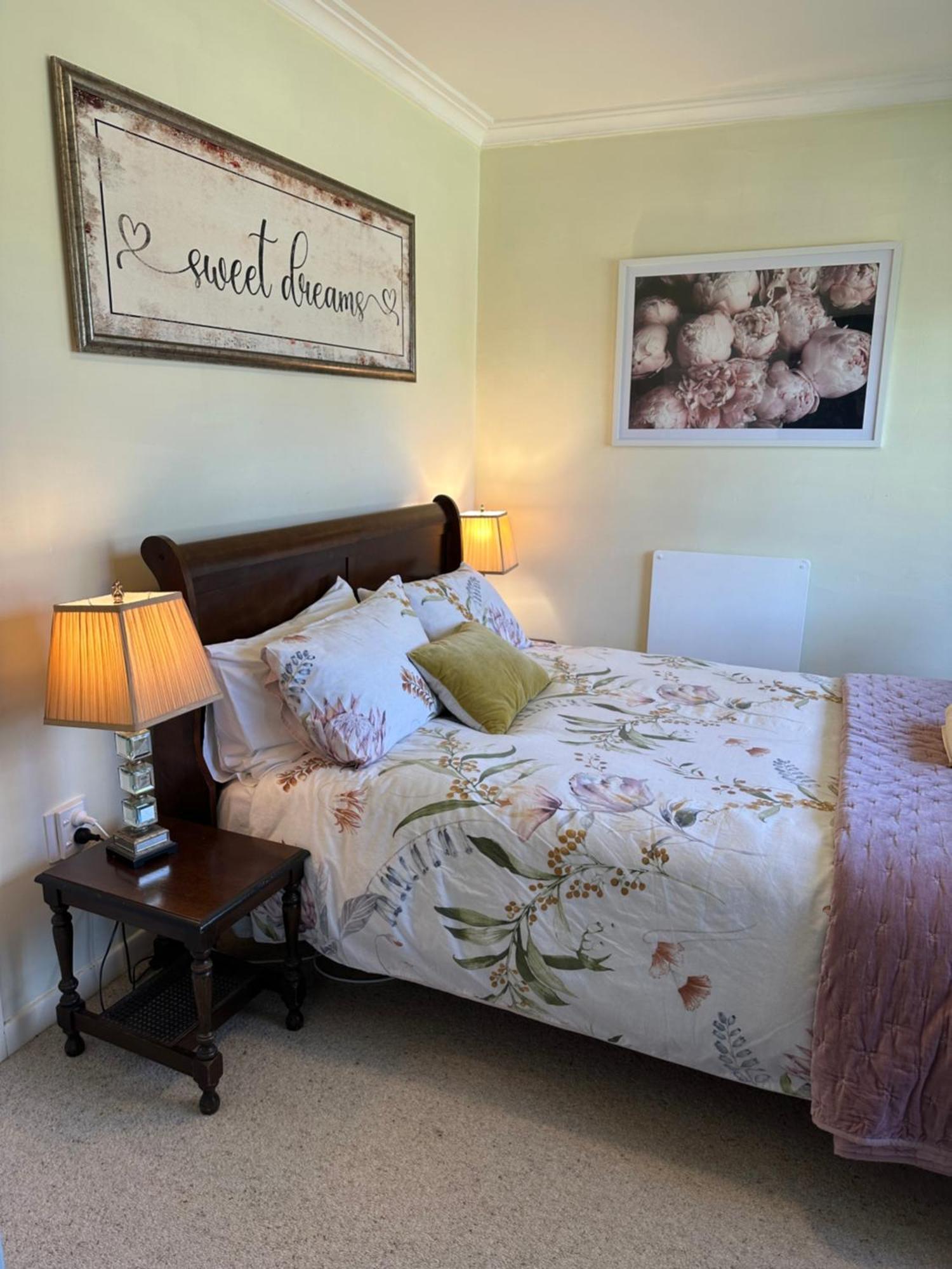 Cambridge Cottage - Self Catering Holiday House Esterno foto
